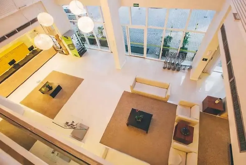 Ed Saint Moritz, Flat Com Garagem 02, Shn No Coracao De Brasilia Apartment