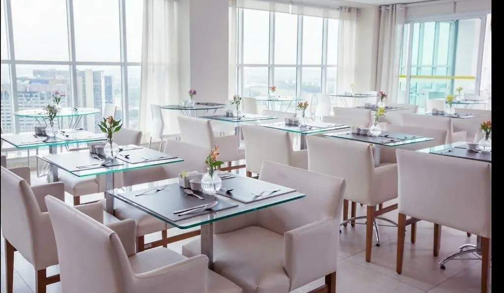 Ed Saint Moritz, Flat Com Garagem 02, Shn No Coracao De Brasilia Apartment